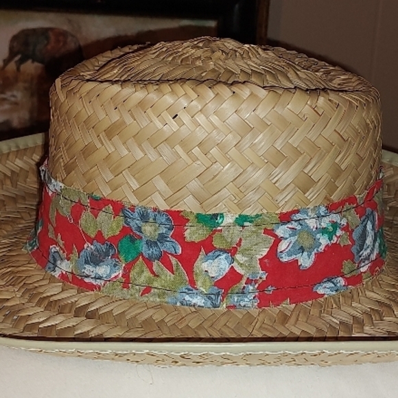 Straw Hat with Floral Band - Picture 3 of 6